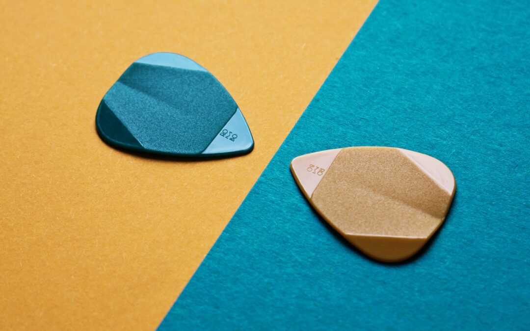 The Difference Between Analytics and Reporting, and the Strategies and Tools That Support Them